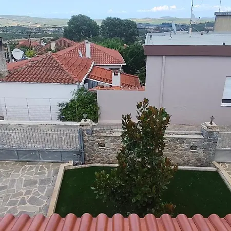 Sotiriou Nyaraló *