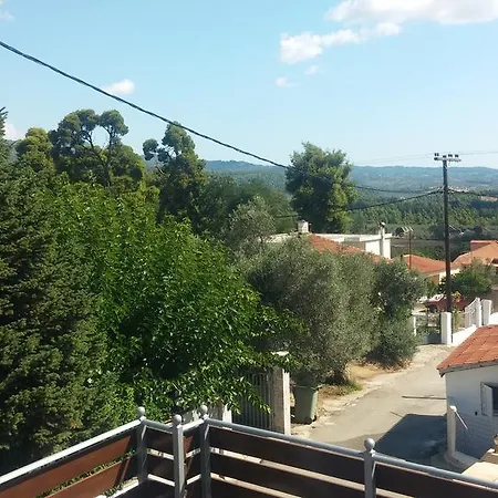 Sotiriou Nyaraló Límni